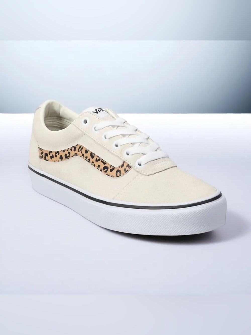 Vans Cream Low-Top Sneakers with Leopard Side Stripe